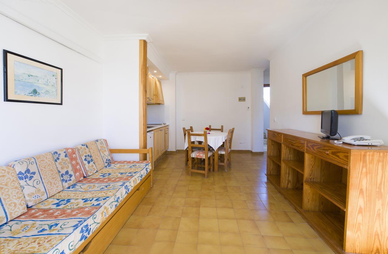 Apartamentos Green Line Bon Sol - Ab Group Platja d'en Bossa Eksteriør billede