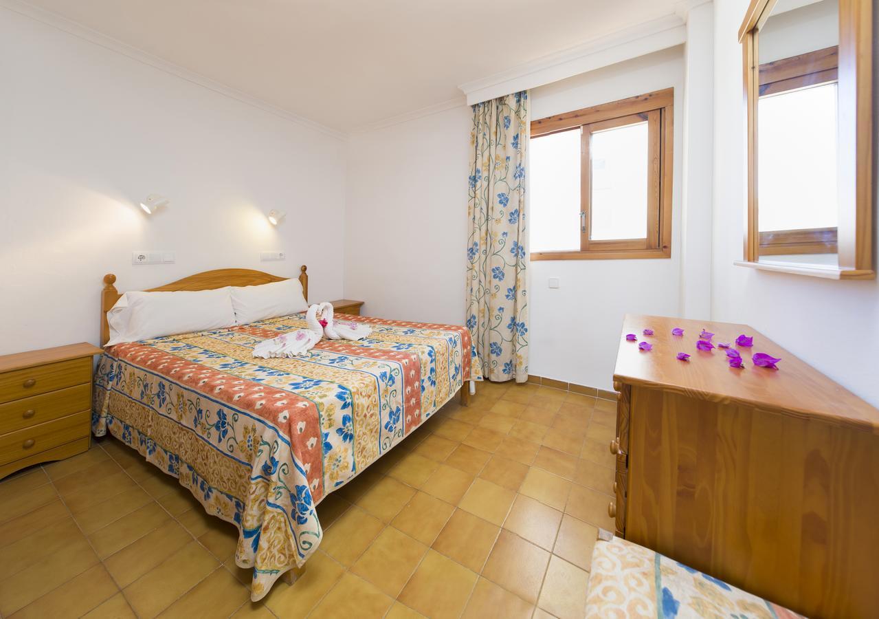 Apartamentos Green Line Bon Sol - Ab Group Platja d'en Bossa Eksteriør billede